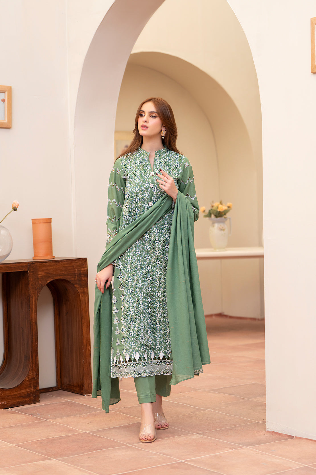 Meemzey - Ready To Wear 3 pc Lawn Embroidered Suit - MZ-1038